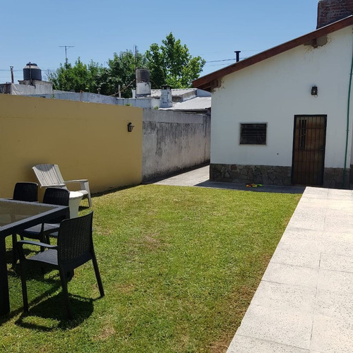 Imagen 13 de 19 de Casa En Venta Con Parque Y Pileta, 3 Ambientes En Bella Vista