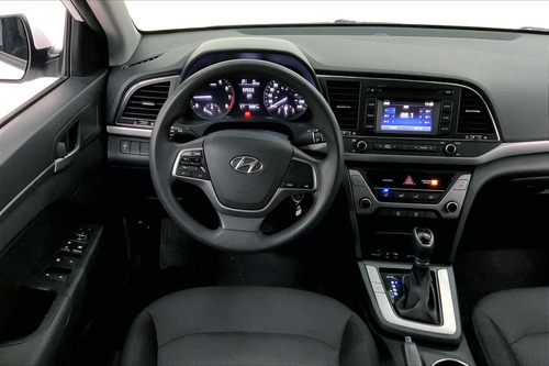 Imagen 5 de 25 de Hyundai Elantra Sedan 4 Pts Gls 20l Ta A/ac Ra-15