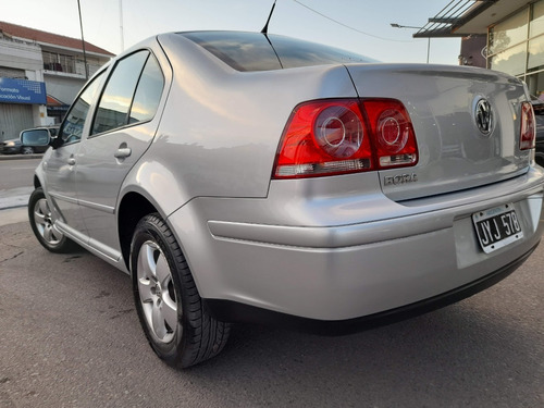 Imagen 9 de 13 de Volkswagen Bora Trendline 2.0 #no Vento #mkt11026
