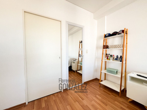 Departamento 4 Amb Con Cochera. 2 Baños. Piso Unico