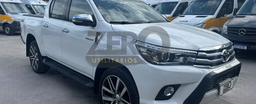 Toyota Hilux 2.8 Tdi Srx Cab. Dupla 4x4 Aut. 4p