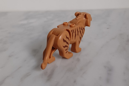 Figura De Acción Tigre Dientes De Sable Lego (Usado)