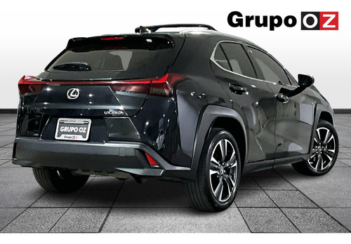 Lexus UX 5p 250h HEV L4/2.0 Aut