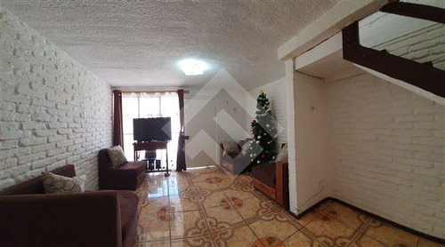 Casa En Venta De 3 Dorm. En Puente Alto