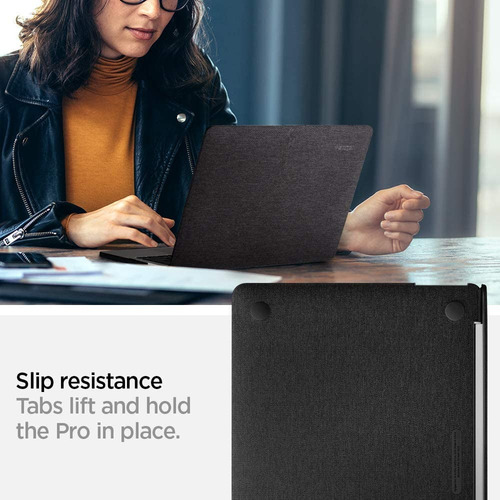 Imagen 5 de 7 de Funda Spigen Thin Fit Macbook Pro 13 A2338 M1 / A2251 / A228