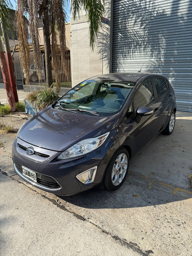 Ford Fiesta Kinetic 1.6 Design 120cv Titanium
