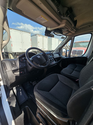 Ambulancias De Traslado Tipo 1 Ram Promaster Modelos 2018