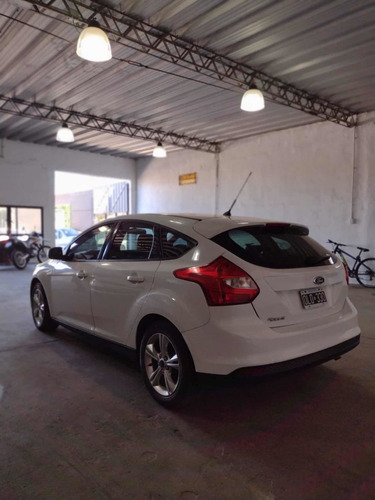 Ford Focus Focus 1.6 S 5p