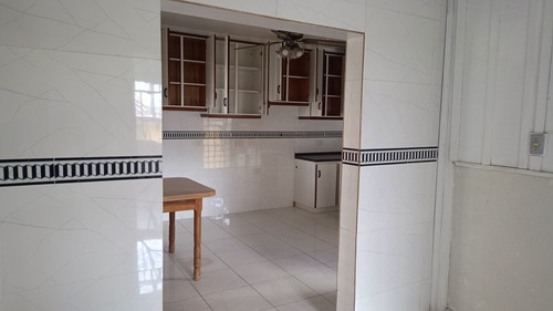 Imóvel No Coração Do Bairro Cajuru 308m2 Próx. Bb E Cef