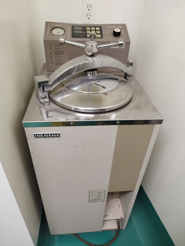 Autoclave Hirayama De 50 Lt De Capacidad (Usado)