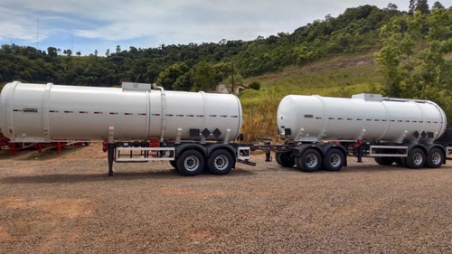 Carreta Bitrenzão 3x3 Tanque 62 Mil Lt 9 Eixos 0km C/ Bottom