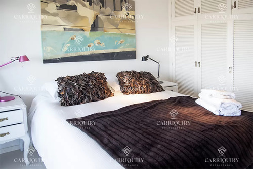 Gran Oportunidad De Venta, En La Zona Del Puerto De Punta Del Este.