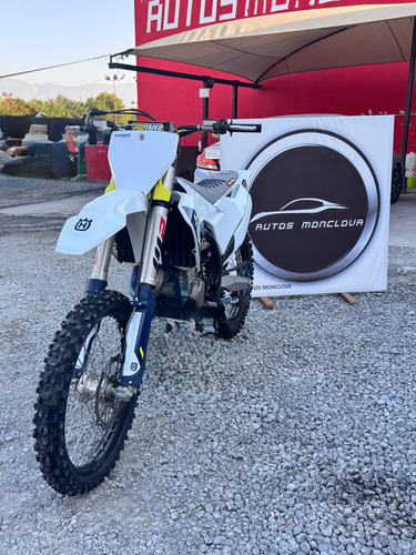 Motocross Husqvarna Mod.fc 450 Año: 2022 Cc: 449.9 Cm3 Hora