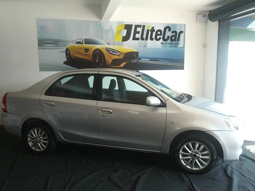 Toyota Etios 1.5 Xls Sedan 16v Flex 4p Manual