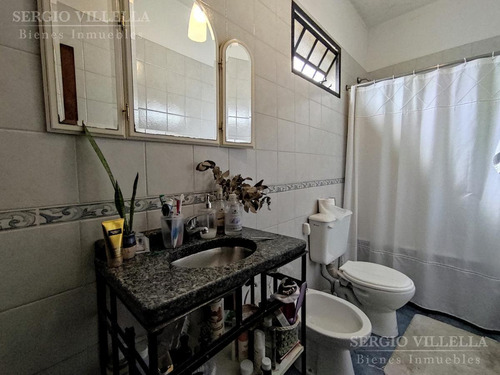 Imagen 17 de 22 de 9 De Julio 2000 - Departamento Dúplex De Pasillo Dos Dormitorios En Venta - Rosario.