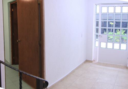 Imagen 2 de 13 de Casa En Condominio 3 Rec, 3baños, Estudio, Terraza