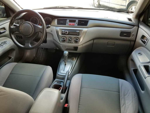 Imagen 7 de 10 de Mitsubishi Lancer Glx 2014