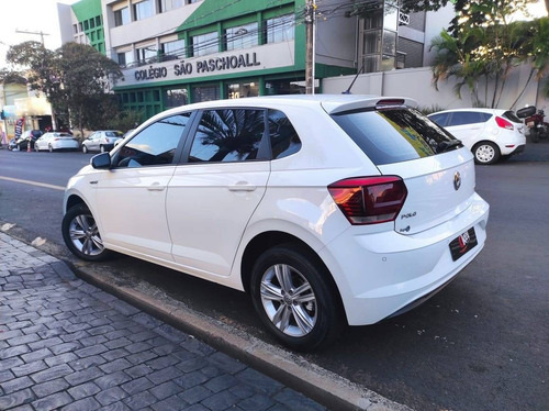 Imagem 3 de 8 de Volkswagen Polo 1.0 200 Tsi Comfortline Automático