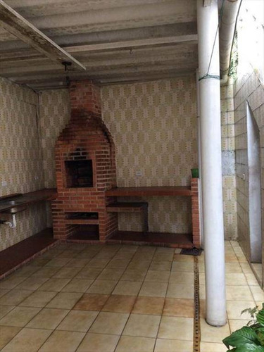 Imagem 14 de 26 de Sobrado Isolado À 20 Metros Do Centro Comercial De São Vicente 30 Metros Da Praia Com Hidromassagem King Size Churrasqueira Confira!!! - Hm1925