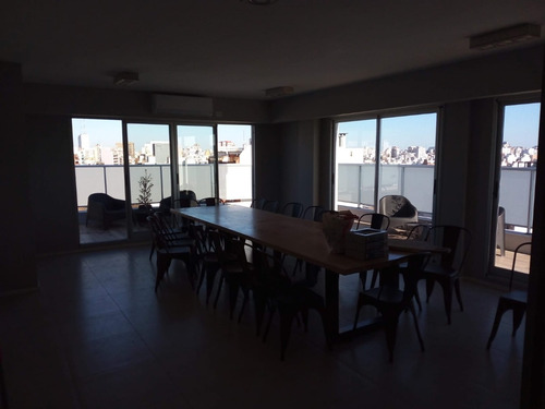 Hermoso Departamento De 2 Ambientes Con 2 Baños En Edificio De Categoria