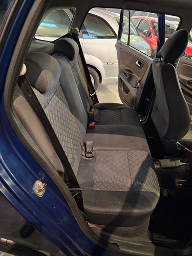Volkswagen Suran 1.6 Highline