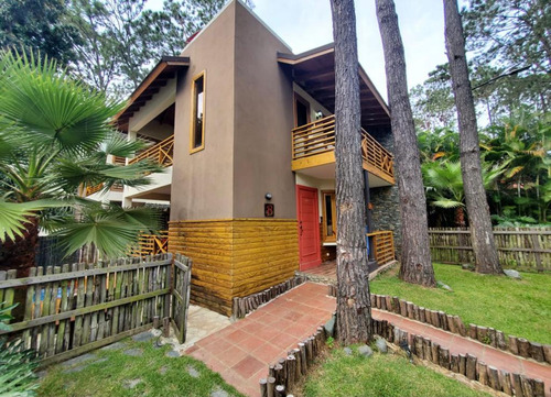 Vendo Villa Amueblada De 2 Habitaciones En Jarabacoa 