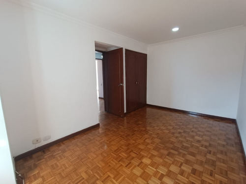 Imagen 3 de 30 de Se Vende Apartamento Sector Centro La Candelaria