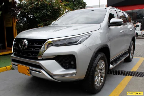 Toyota Fortuner Srv 2023