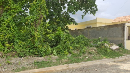 Imagen 2 de 2 de Vendo Solares Av. Jacobo Majluta Desde 750,000.00 Pesitos