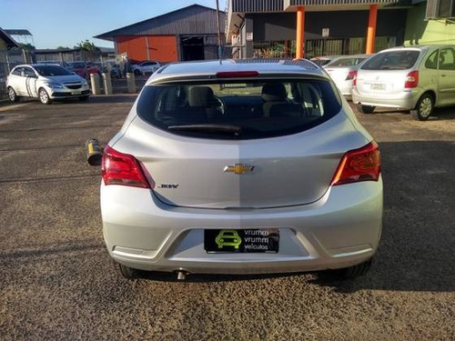 Imagem 4 de 15 de Chevrolet Onix 1.0 Mpfi Joy 8v Flex 4p Manual
