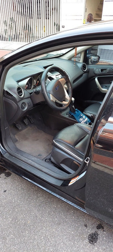 Imagem 6 de 8 de Ford New Fiesta