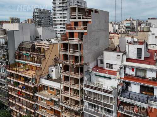 Venta Departamento De 3 Ambientes Con Balcón Terraza En Belgrano