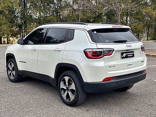 Imagen 4 de 15 de Jeep Compass 2.4 Longitud At9 4wd 2017
