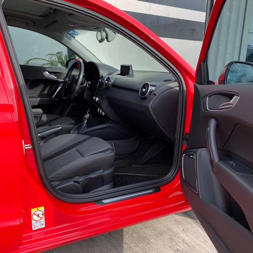 Imagen 10 de 13 de Audi A1 1.4 Sportback