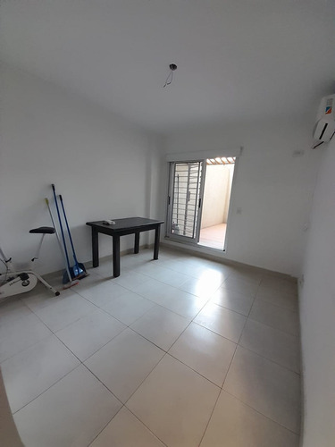 Imagen 24 de 30 de Excelente Departamento 2 Ambientes Con Patio