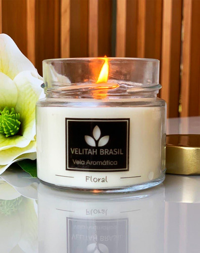 Imagem 3 de 4 de Vela Aromática Premium Floral 140g 30h