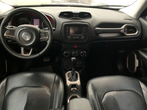 Imagem 6 de 10 de Jeep Renegade Longitude 1.8 4x2 (aut) (flex)