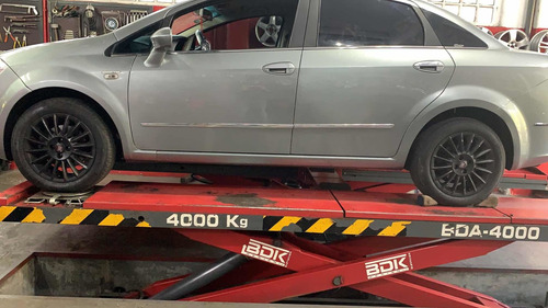 Fiat Linea 1.9 Essence 2010