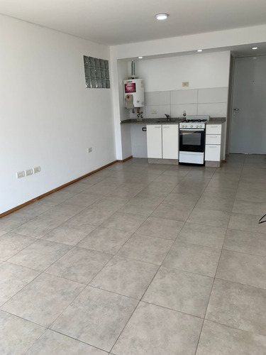 Imagen 4 de 8 de Venta Monoambiente Lourdes