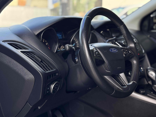 Ford Focus 2.0 SE FASTBACK 16V FLEX 4P POWERSHIFT