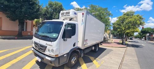 Mercedes Acelo 815
