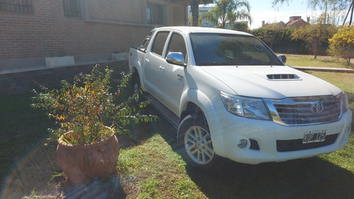 Toyota Hilux 3.0 Cd Srv I 171cv 4x2 2012