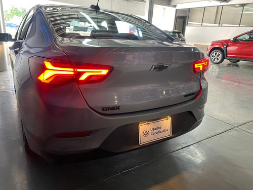 Chevrolet Onix 1.0T Premier Red Line At