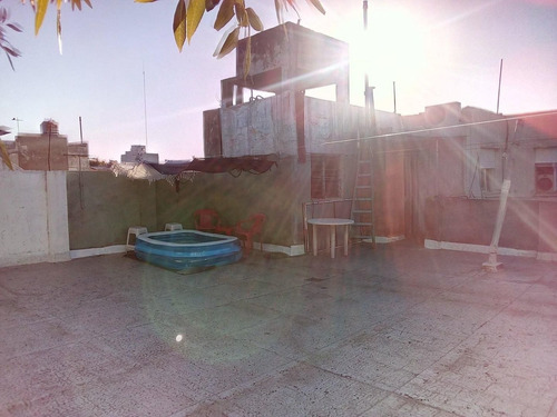 Imagen 13 de 15 de Ph En Venta En Paternal
