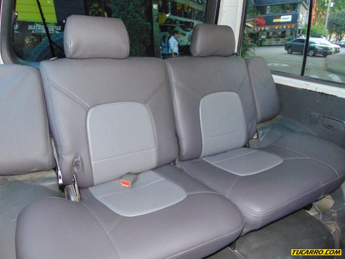Mitsubishi Montero 2.4 Mt 2400cc 3p