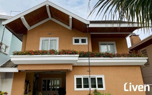 Imagem 2 de 10 de Casa Excepcional Com 3 Suítes, Varanda Com Churrasqueira E Piscina No Sunset Park - 8882