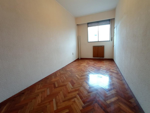 Imagen 10 de 14 de Apartamento - Av. Italia Frente A Shop. Plaza Italia!
