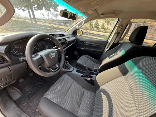 Toyota Hilux 2.7 Cabina Doble Mt