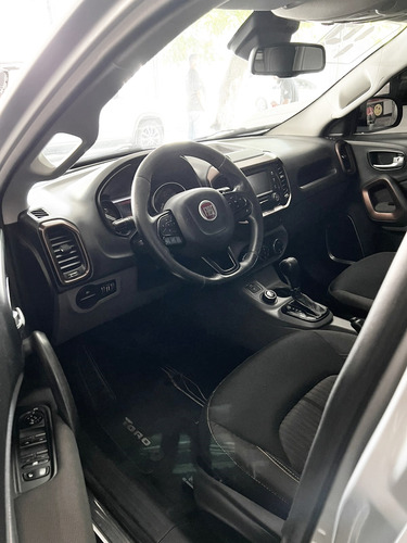 Fiat Toro 2.0 Volcano 4x4 Aut. 4p