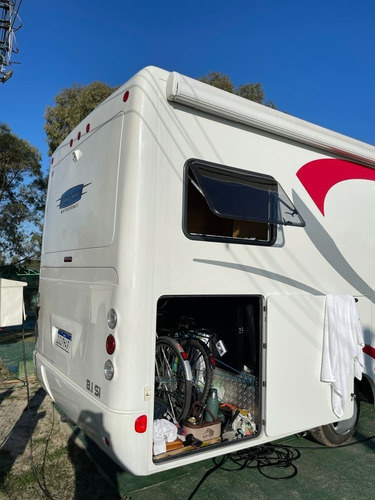 Imagem 6 de 10 de Motorhome Iveco Daily 55c16 Santo Inácio 8.1 Si